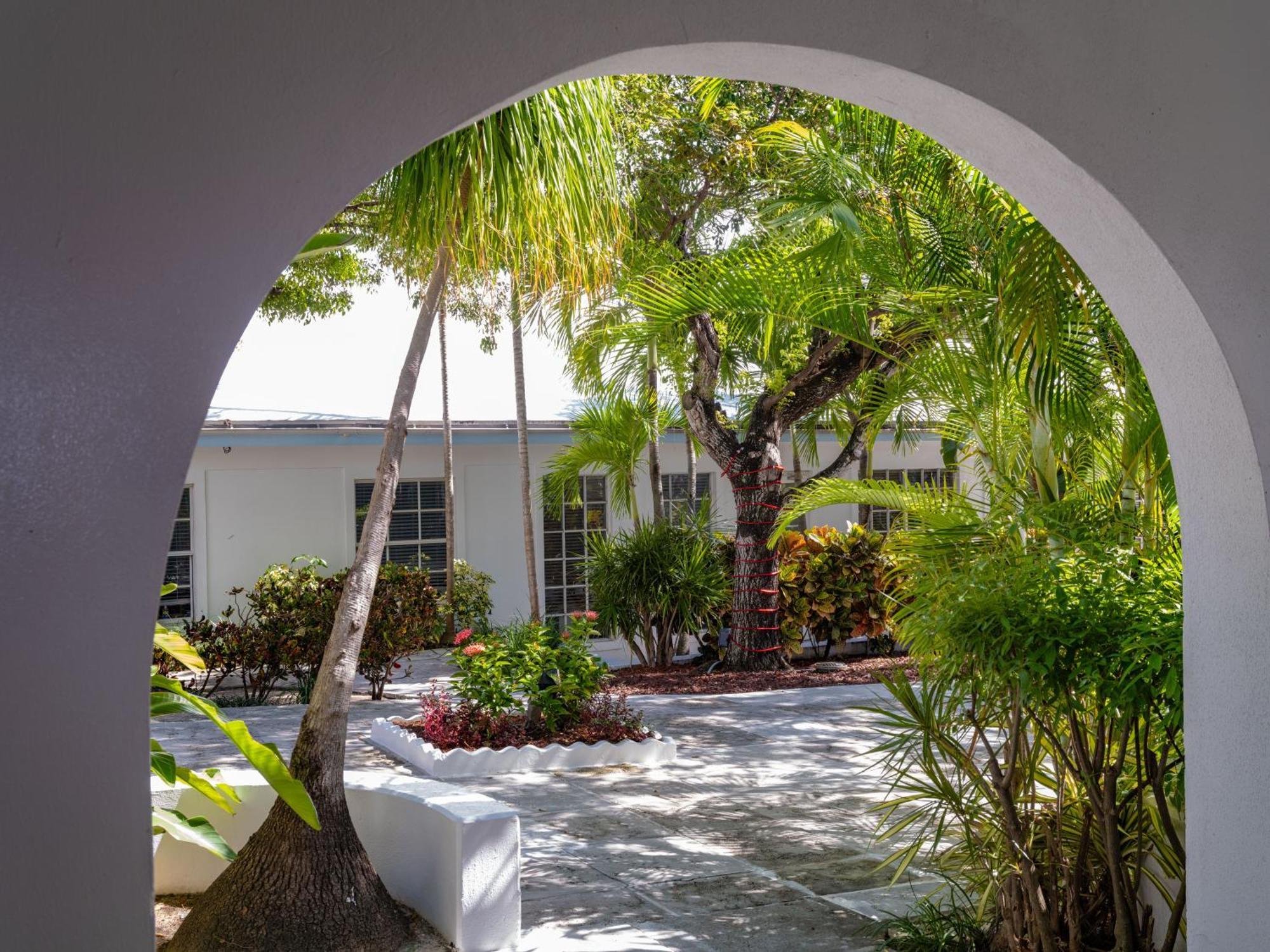Paradise Island Beach Club Ocean View Villas Creek Village Exterior foto